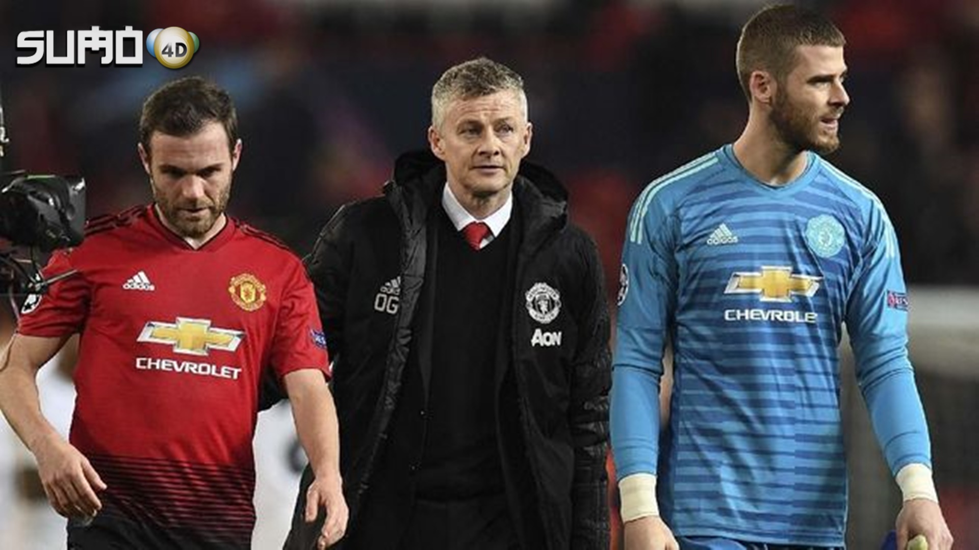 Suporter Manchester United Bayar Janji Buat Tato Solskjaer