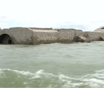 Muncul di Tengah Sungai Setelah 50 Tahun Hilang