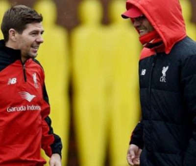 Jurgen Klopp: Steven Gerrard Layak Gantikan Saya di Liverpool