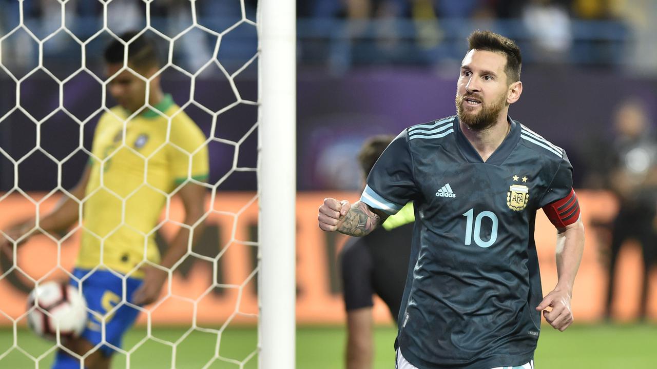Lionel Messi Bantu Argentina Tundukkan Brasil