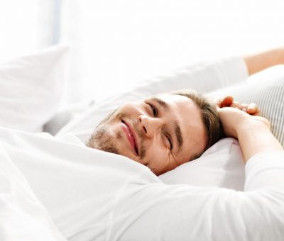 8 Manfaat Tidur Cukup bagi Kesehatan, Harus Dibiasakan