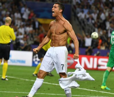 5 Pesepak Bola dengan Tubuh Mengagumkan, Cristiano Ronaldo Terbaik