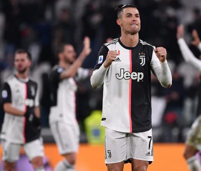 Cristiano Ronaldo Cetak Rekor Sensasional di Instagram