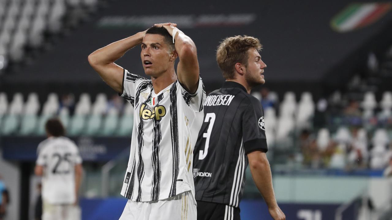 Cristiano Ronaldo Dibela Sang Kakak Usai Juventus Tersingkir