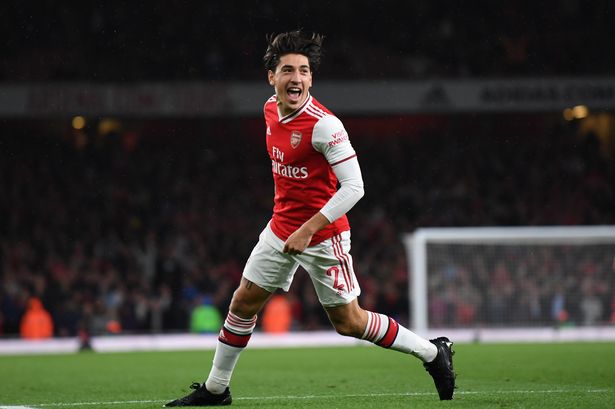 Arsenal Tak Keberatan Lepas Hector Bellerin ke Barcelona