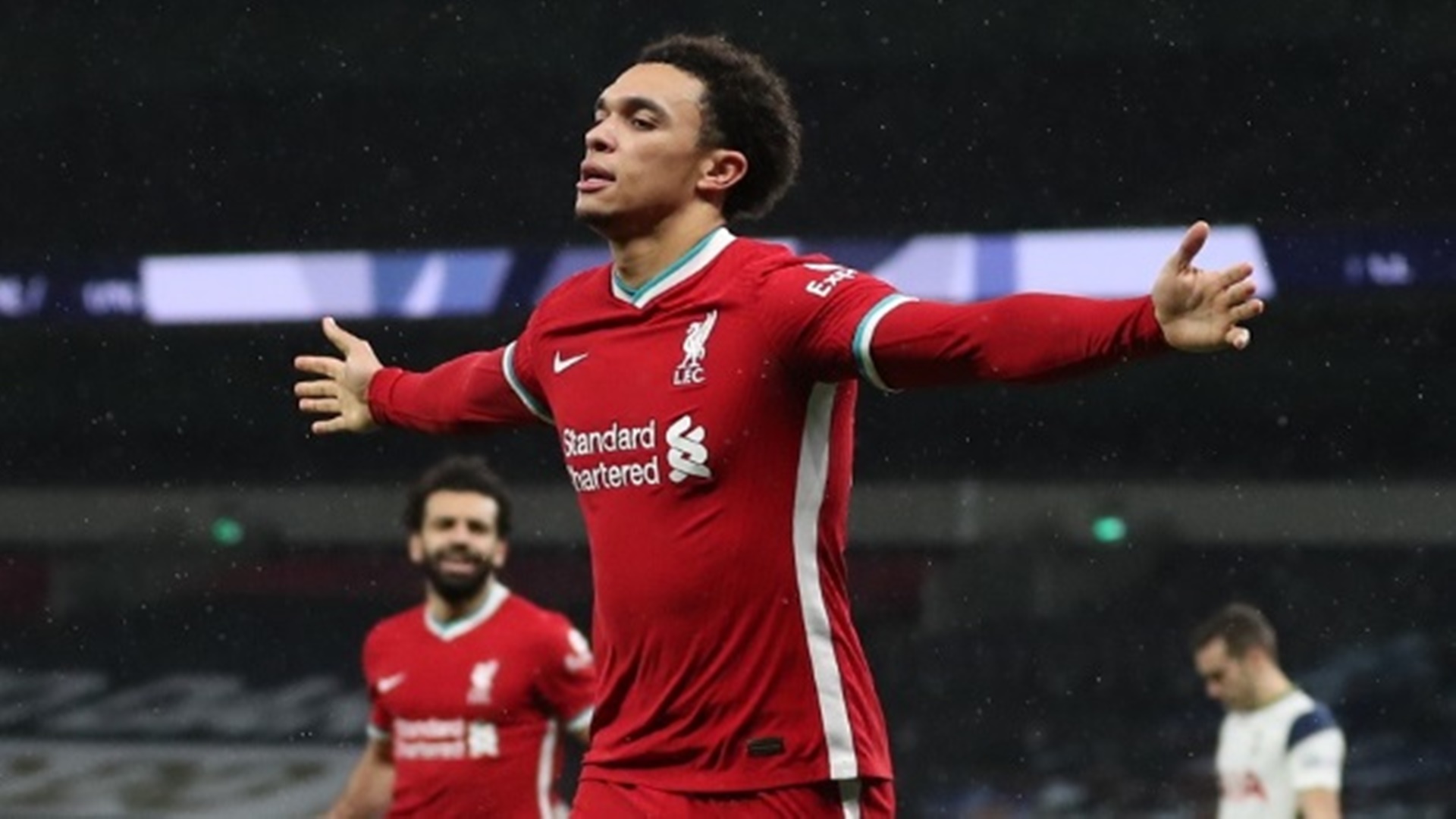 Liverpool Pantas Menang Telak atas Tottenham